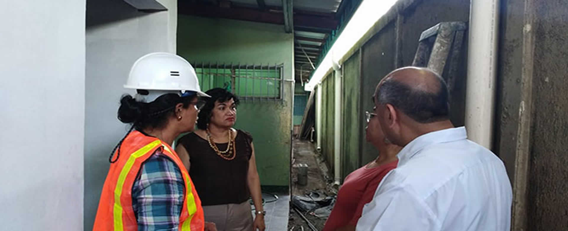 Avanza con éxito la remodelación del Centro de Salud de Monimbó