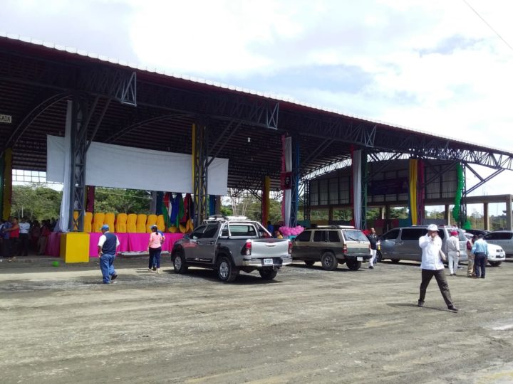 Autoridades de Bluefields pre-inauguran terminal de buses 
