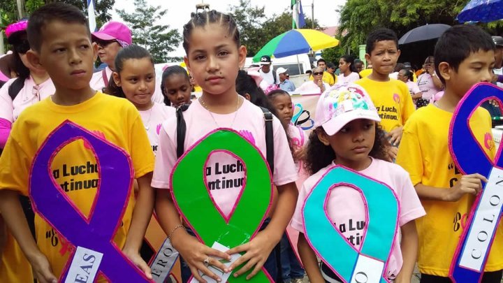 Caribeños se solidarizan en la lucha contra el cáncer de mama