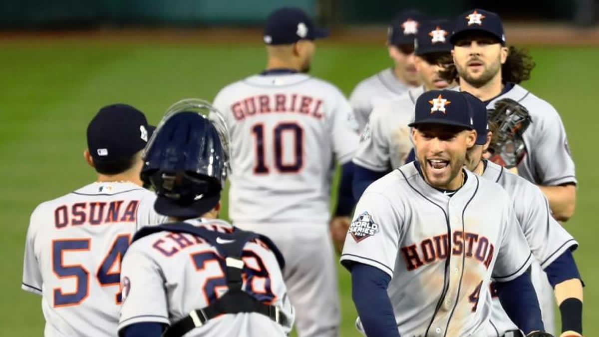 Los Astros de Houston ganan el tercer juego de la Serie Mundial