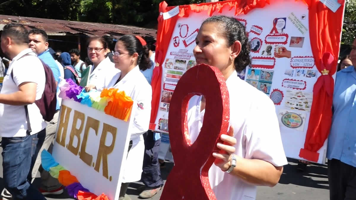 MINSA realiza caminata apoyando a las personas con VIH