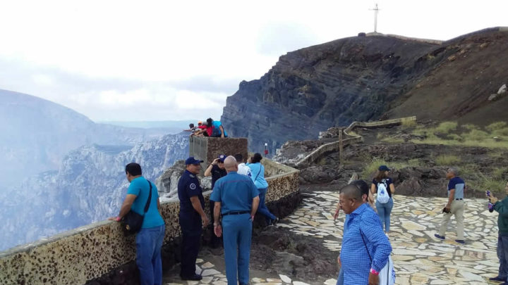 Bomberos internacionales visitaron volcán Masaya