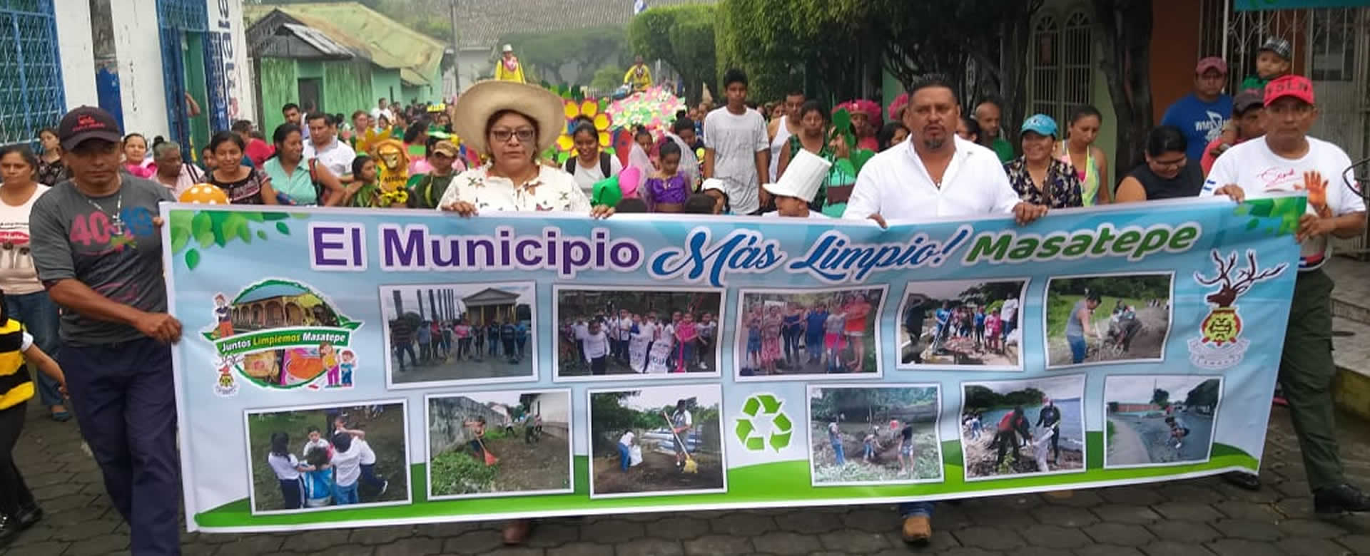 Las familias de Masatepe se sumaron al Carnaval Ambiental 'Mi Municipio Limpio' que promueve la alcaldía en aras de fomentar el cuido del medio ambiente