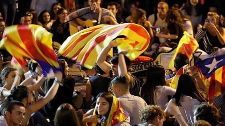 manifestantes huelga general cataluña p