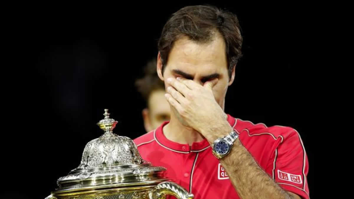 Federer llora tras ganar su décimo título en su ciudad natal