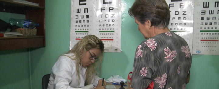 ¡Salud visual para todos! Centro de oftalmologia realiza entrega de lentes
