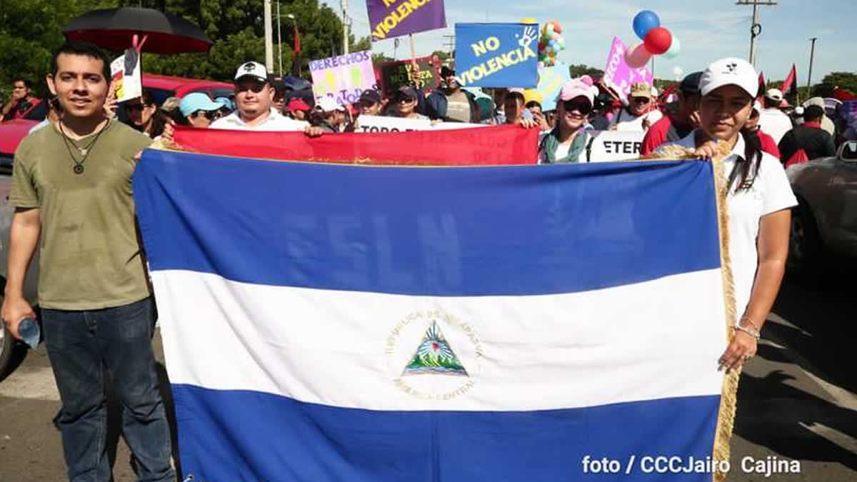 Miles de nicaragüenses caminan en solidaridad con Bolivia 