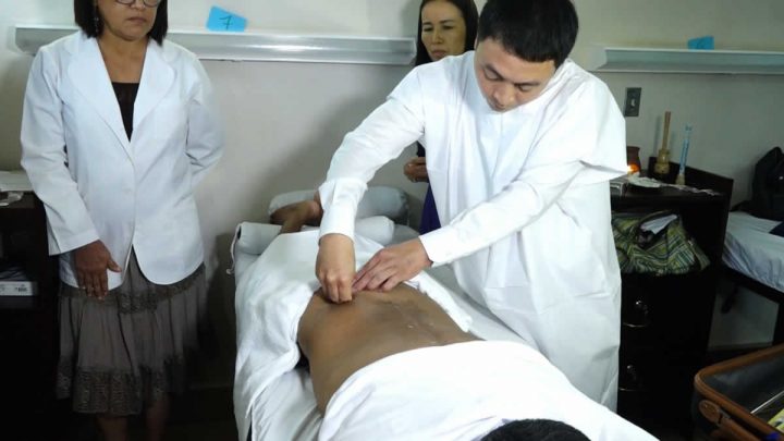 Doctores vietnamitas visitan Nicaragua para compartir avances médicos 