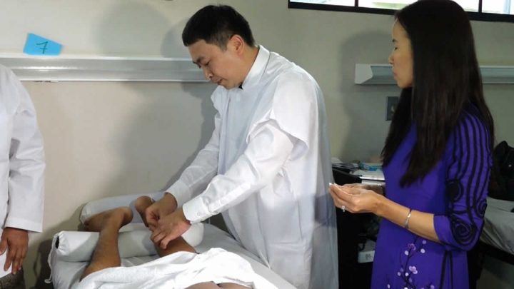 Doctores vietnamitas visitan Nicaragua para compartir avances médicos 