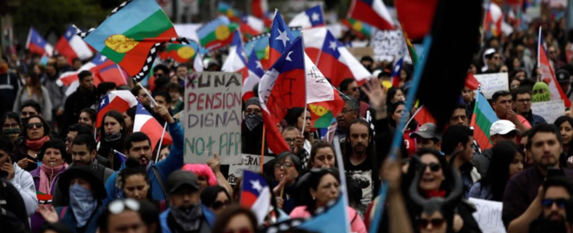 Chile inicia la semana con protestas y marchas contra Sebastián Piñera