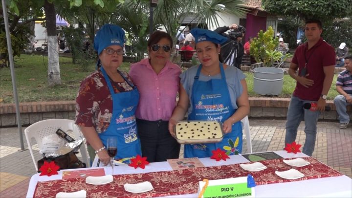 Mujeres de Estelí exponen platillos y dulces de la temporada