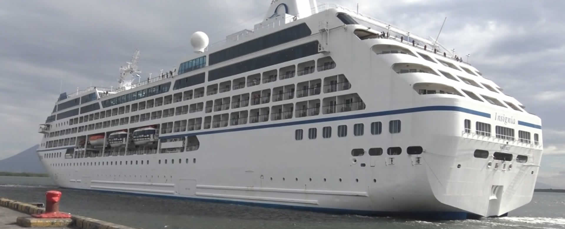 Crucero Insignia llega a Nicaragua con cientos de turistas