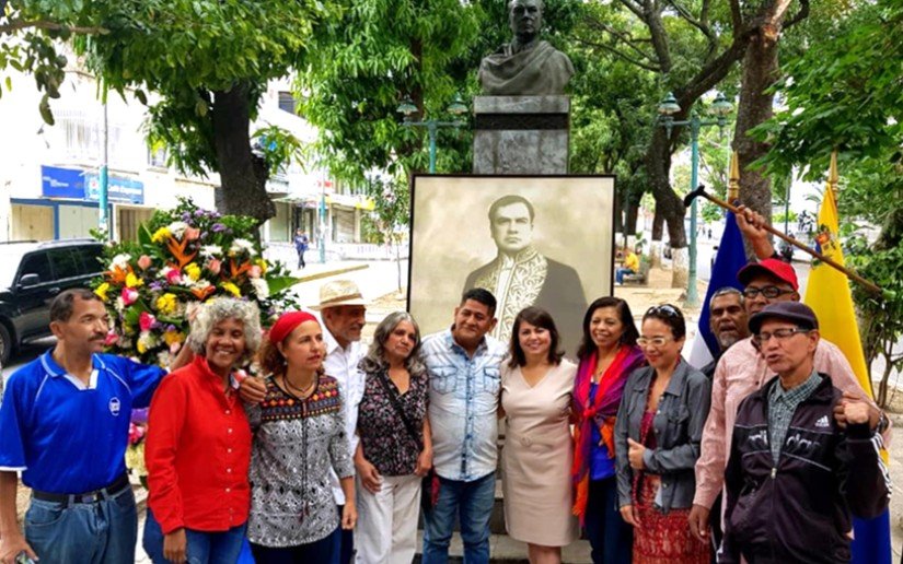 Venezuela rinde homenaje al padre del modernismo Rubén Darío