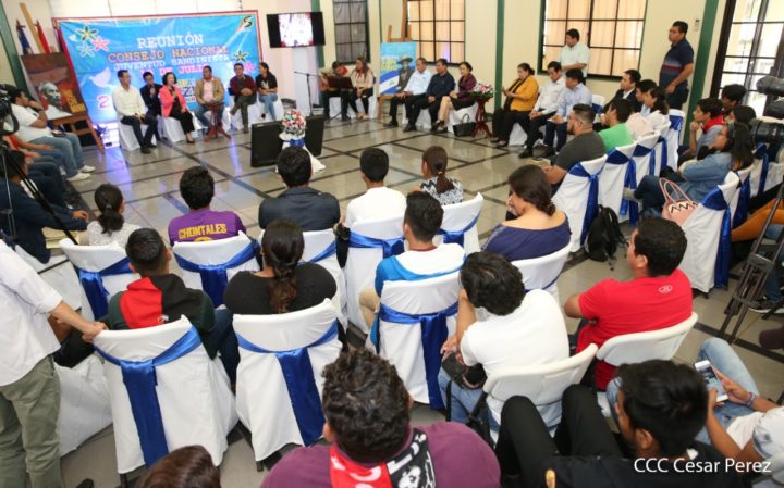 Delegación de Vietnam sostiene encuentro con Juventud Sandinista 