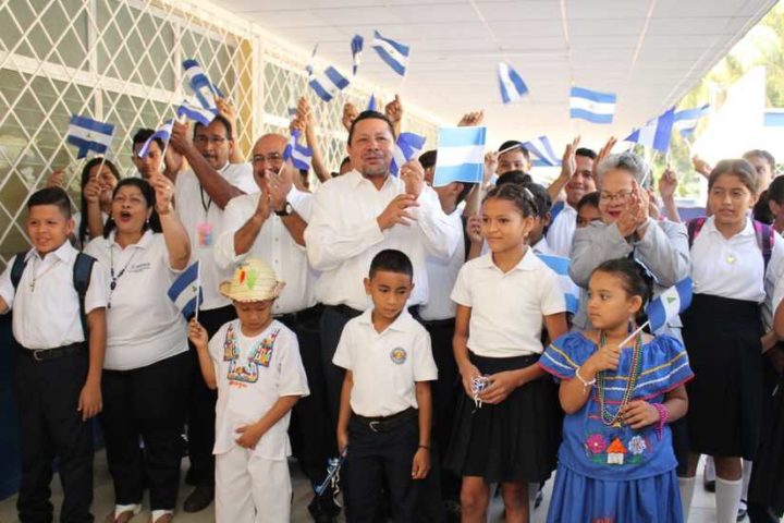 Estudiantes de toda Nicaragua dan inicio al ciclo escolar 2020 