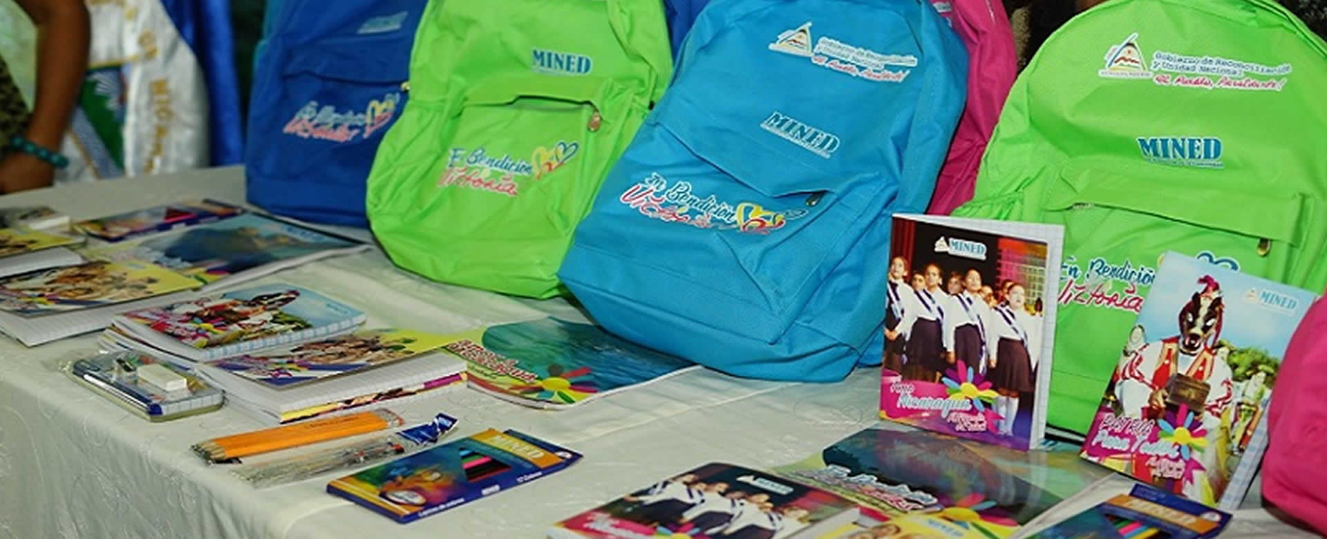 MINED inicia entrega de 85 mil paquetes escolares en Managua