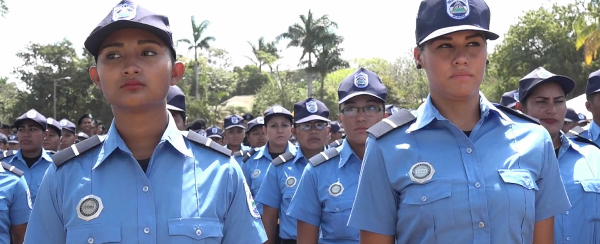 Policía Nacional gradúa a 708 efectivos para garantizar la seguridad