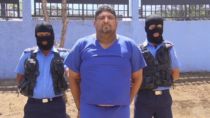Policía presenta a sujetos detenidos por cometer violación y homicidio en Managua