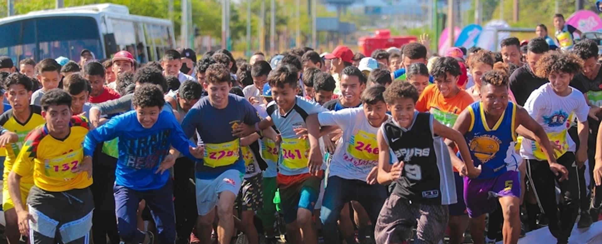 Capitalinos participan en Maratón de Amor de Bienvenida al verano 2020 