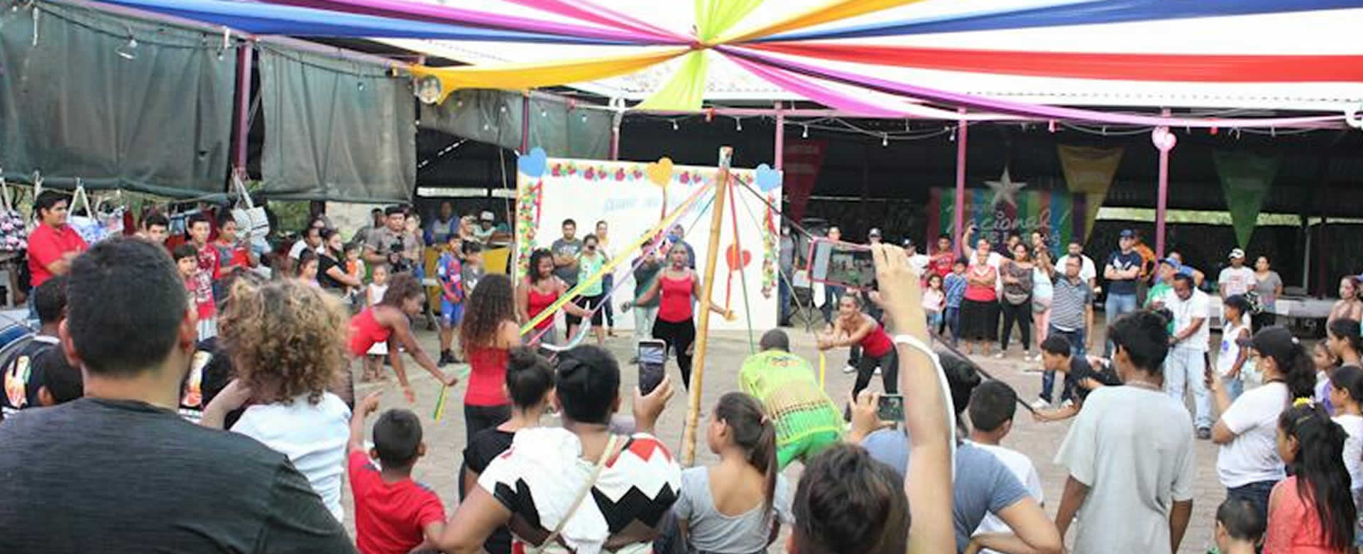 Familias disfrutaron de bailes caribeños en el Parque Nacional de Ferias