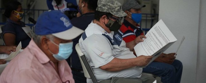 Entregan títulos de propiedad a retirados del Ejército de Nicaragua