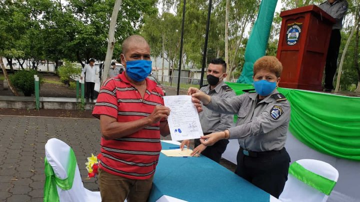 Ex reo recibe carta de liberación en Matagalpa.