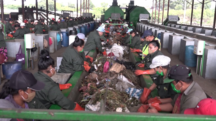 Ambientalistas de Nicaragua aprenden sobre el manejo de desechos