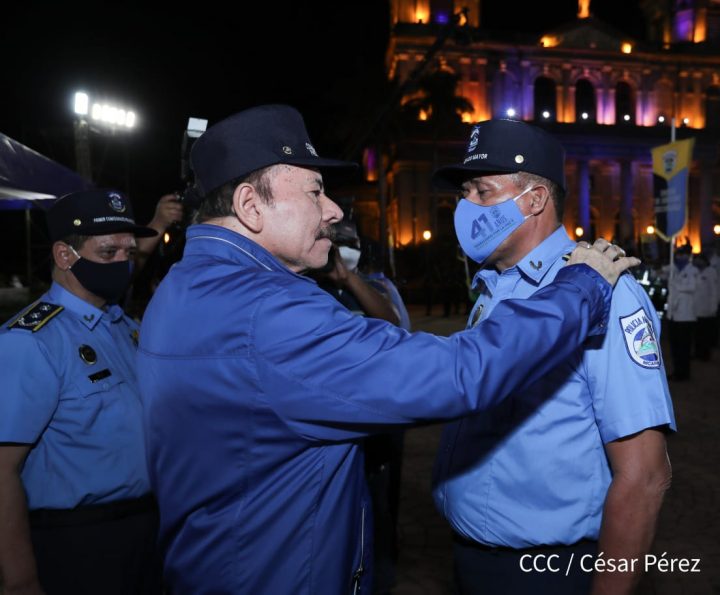 Daniel: "El pueblo en su mayoría coopera con la policía en la lucha por la Paz"