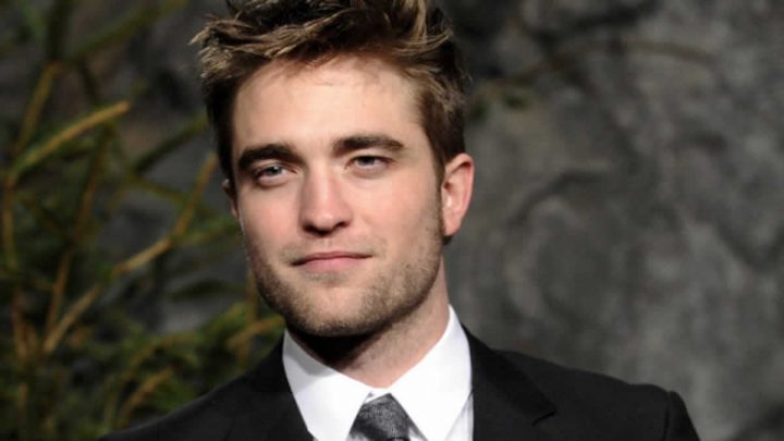 Robert Pattinson en una entrega de premios