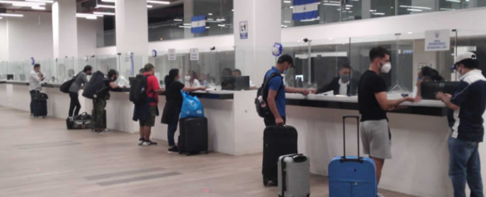 Llegan a Nicaragua 239 connacionales procedentes de Panamá