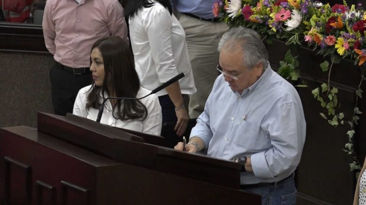 Gustavo Porras, Presidente de la Asamblea Nacional.