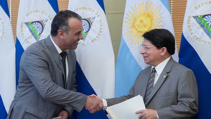 Embajador de Argentina el Sr. Mateo Daniel Capitanich  y Canciller de Nicaragua Denis Moncada.