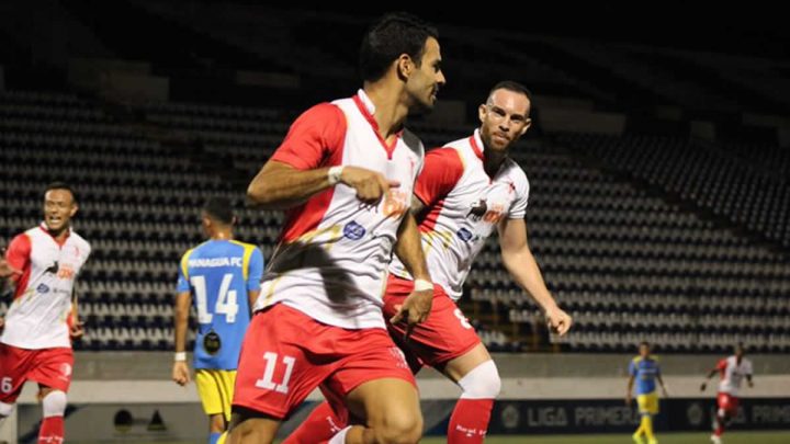 Juan Barrera celebra gol con Real Esteli