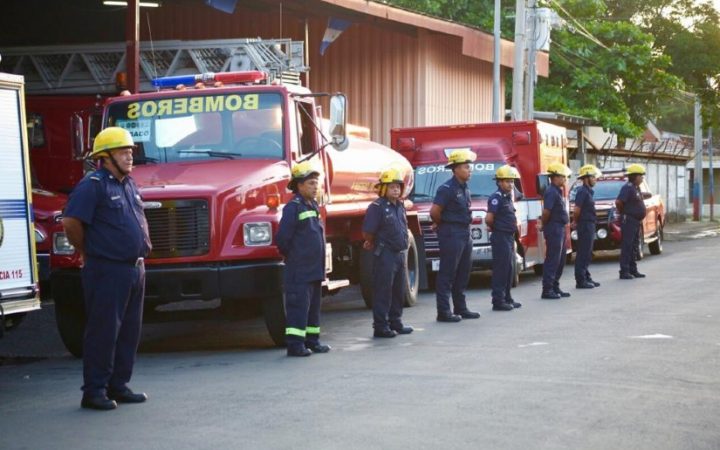 Unidades de bomberos parten hacia nueva estación en Sébaco
