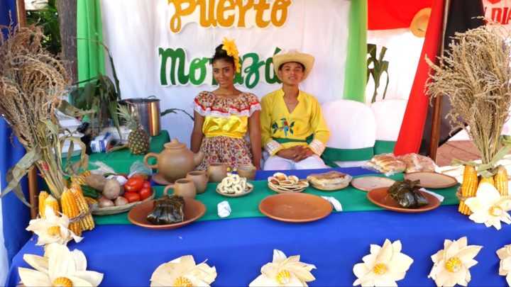 Expositores de la Feria Nacional del Maiz.