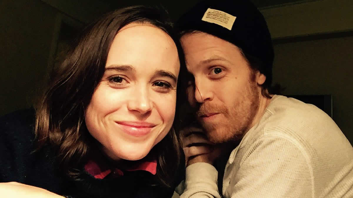 Ellen Page junto con un amigo.