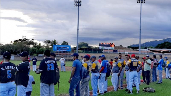 Estadio de béisbol de Jalapa ya tiene pizarra electrónica