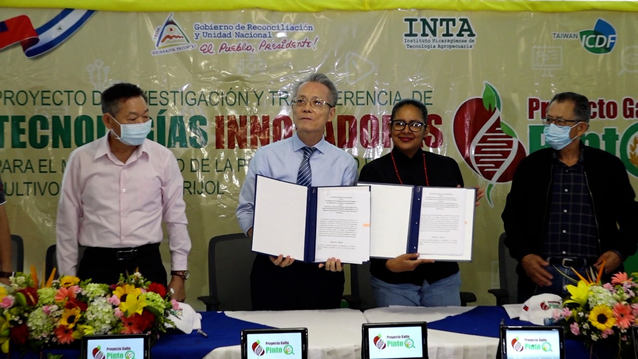 Nicaragua y Taiwán promueven innovación tecnológica en la producción de granos 