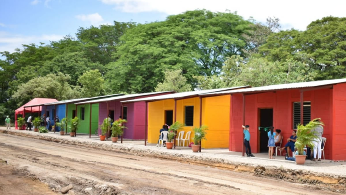Familias de Nagarote reciben sus Viviendas Dignas Familias de Nagarote reciben sus Viviendas Dignas
