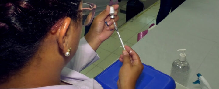 niñas vacunación VPH